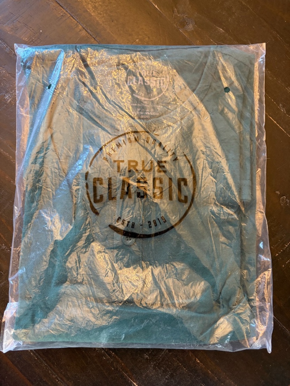 True Classic Graphic Tee in Teal